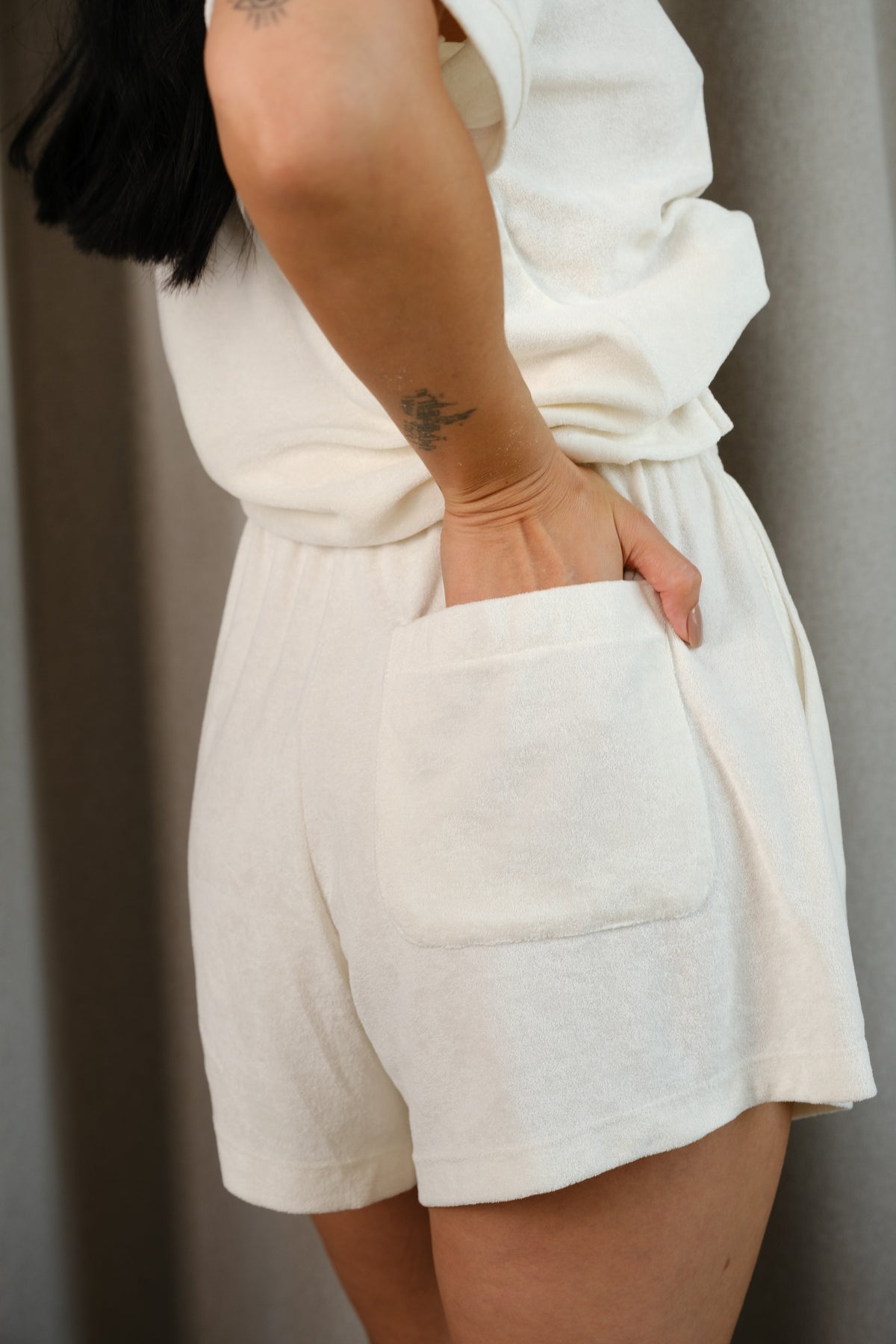 Шорти Tomorrow, white